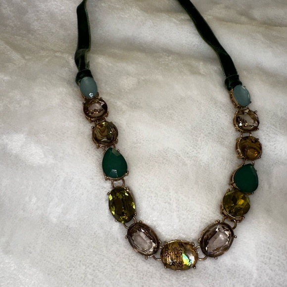 Vintage 1990’s Green ribbon velvet choker style necklace with crystal st… - Picture 4 of 4